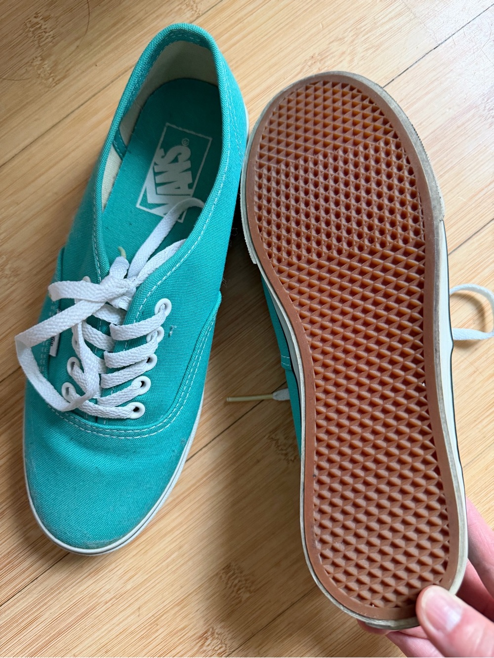 Vans Women's Teal Canvas Low-Top Sneakers with White Laces - Picture 2 of 3